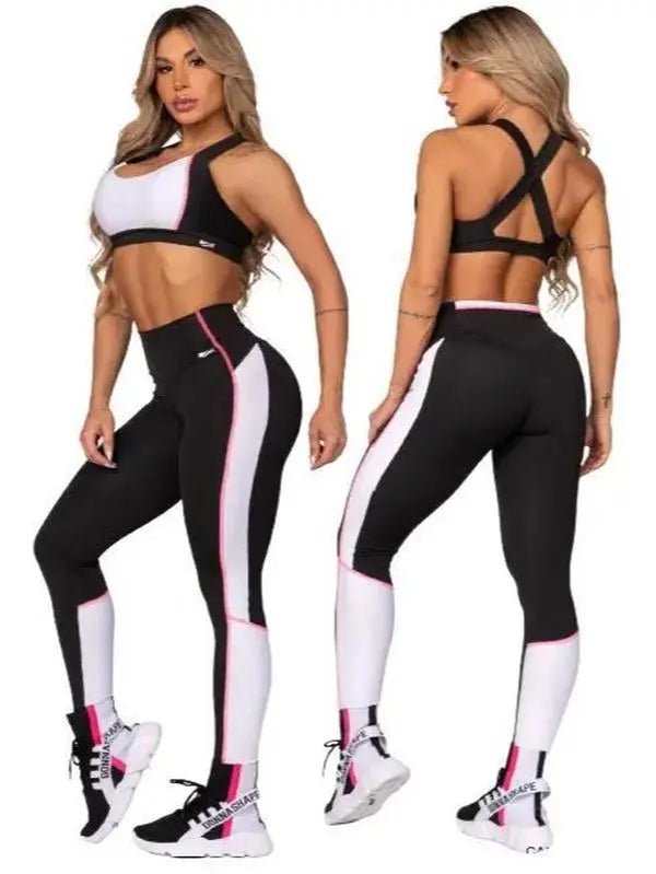Optic Black & White Contrast Seamless Workout Set – High Waist Leggings and Sports Bra for Women